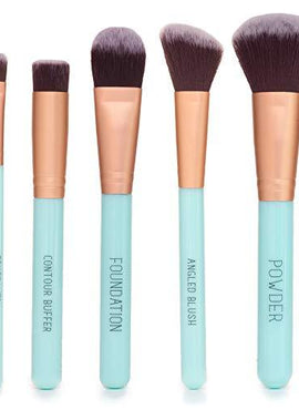 Nicole Miller Makeup Brush Collection, 5 Piece Makeup Brush Gift Set, Powder Brush, Foundation Brush, Concealer Brush, Angled Blush Brush and Contour Buffer