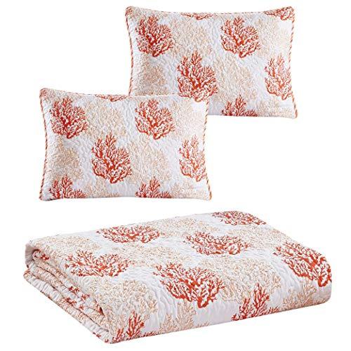 Panama Jack 3 Piece Quilt Set, King Size Quilt with 2 Pillow Shams, Reversible Comforter Set, Machine Washable Bed Spread (Flamingo Oasis - King)